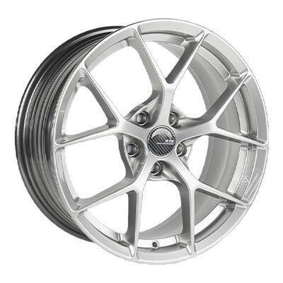 巨久旋压轮毂轻量化改装