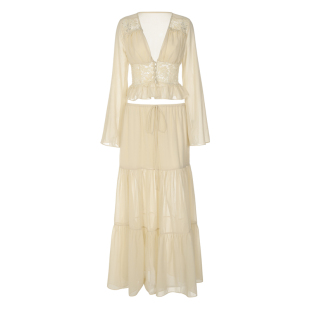 度假风长袖V领上衣+飘逸半身裙长裙两件套马尔代夫重工质感套装女