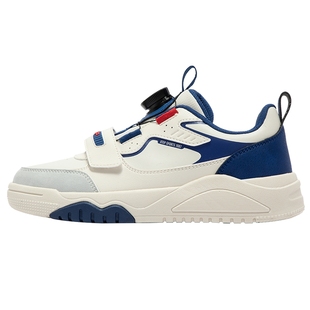 福燈贺岁｜特步童鞋儿童休闲板鞋男童新年款防滑耐磨中大童板鞋