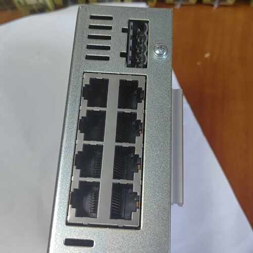 【询价】0AC808交换机，，成色如图，几乎和新的没有适用