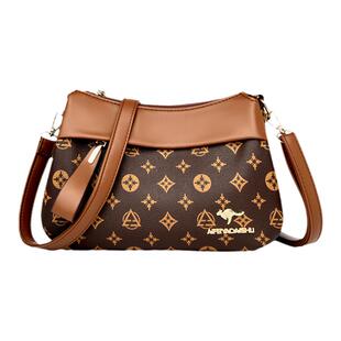 真皮中年女包2025新款时尚单肩斜挎包百搭多层妈妈包软皮女士挎包