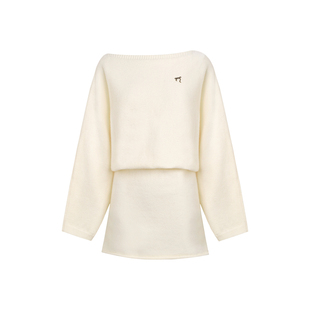 Kroche 法式慵懒 斜肩蝙蝠长袖针织宽松A字短款收腰连衣裙