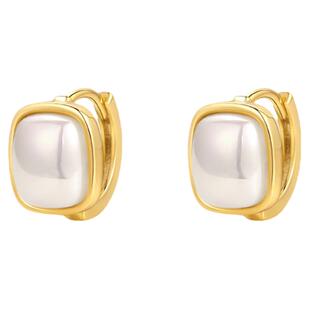 小香风气质白色珍珠耳圈耳环耳扣轻奢珠珠耳饰气质小巧ins风耳钉