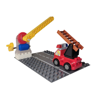 大颗粒积木儿童停车场栏杆玩具道闸红绿灯起落升降杆收费站消防车