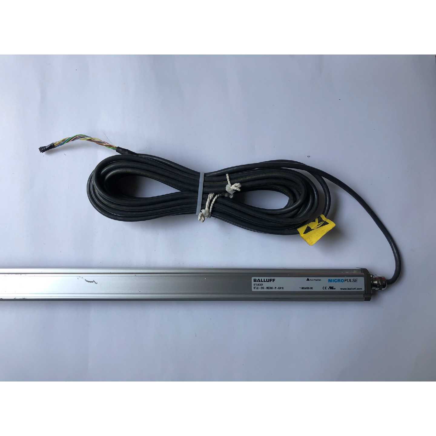 议价巴鲁夫BALLUFF位移传感器BTL5E10M0700可维修