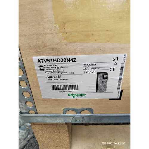 议价施耐德变频器全新原装正品未使用ATV61HD30N4Z和ATV61HD55N4Z