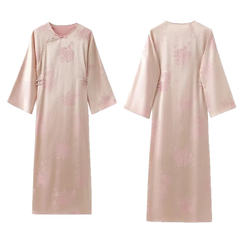 新中式连衣裙缎面旗袍2025新款秋粉色女高端大气上档次可以上班穿