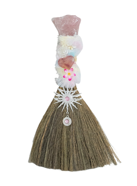 天然水晶石好运净化扫把摆件