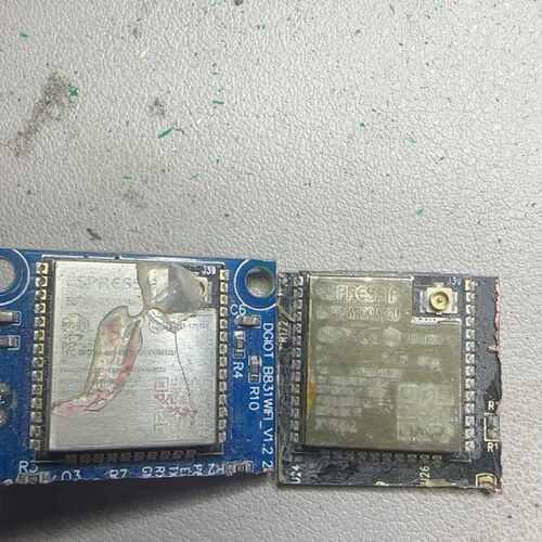溢价-ESP32-WROOM-32U     共 有需