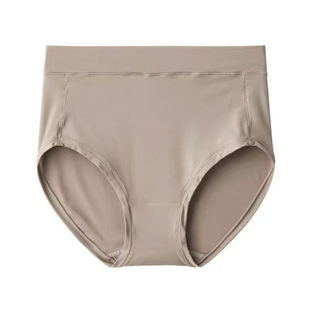 新款中腰大码内裤女无痕高弹不卷边包臀三角裤无尺码女士