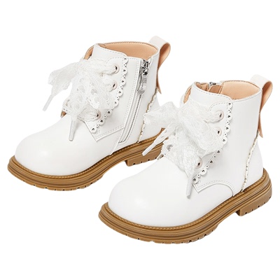 斯纳菲女童皮靴公主春秋新款2025儿童马丁靴软底白色防滑宝宝单靴