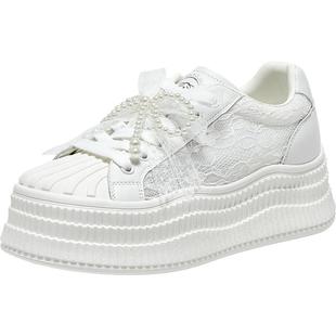 百思图2025夏商场新款贝壳头珍珠蕾丝小白鞋厚底女休闲鞋E0322BM5