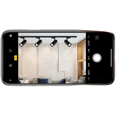 铜之光服装店LED导轨射灯