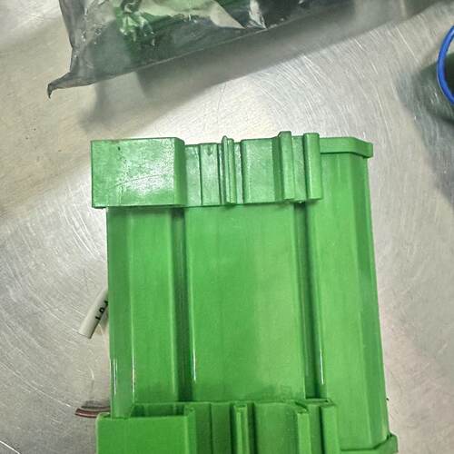 议价Terminal Block Terminal Board Db25-N0808 Original Unopen