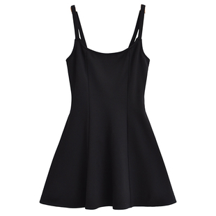 法式赫本风绝美吊带连衣裙夏小个子背心抹胸收腰短a字百褶小黑裙