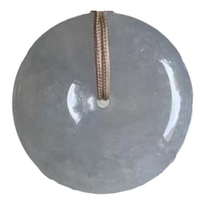 缅甸A货翡翠吊坠白色蓝底平安扣