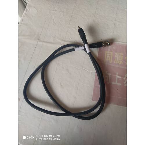 议价-RSTECH  RCA转BNC同轴线连接线，原厂线1米长，有