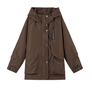 韩版中年妈妈短款风衣女装2026春款新款宽松流行减龄外套上衣女士