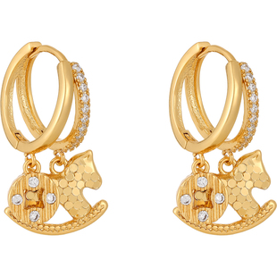 马年金色小马钱币耳环女轻奢高级感耳钉新年耳饰2026新款马上有钱