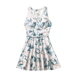 回力泳衣女款泡温泉2026新款连体泳衣裙式遮肉显瘦海边度假高级感