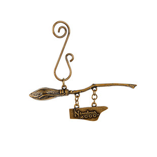 哈利光轮2000光轮2001火弩箭圣诞限定金属挂件徽章装饰环球同款