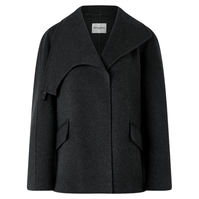 不对称大衣25秋冬时尚