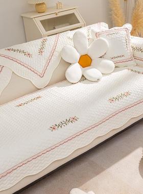 全棉沙发垫四季通用绣花布艺全棉坐垫简约现代白色沙发套防滑盖巾