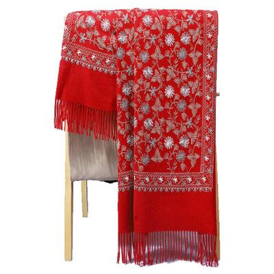 云南丽江尼泊尔民族风流苏围巾秋冬季刺绣花披肩加厚保暖旅游百搭
