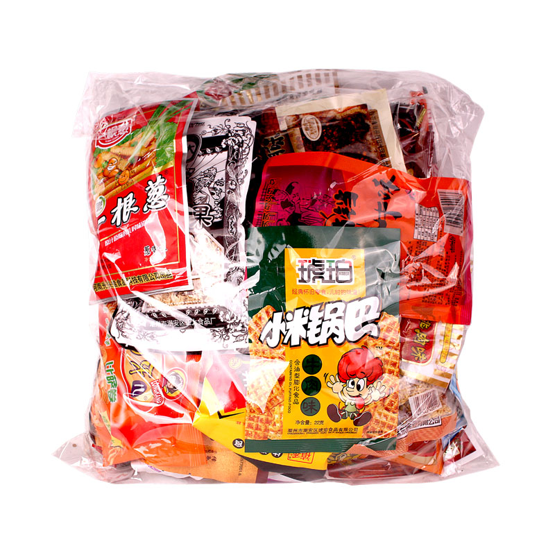 708090后童年经典怀旧零食小卖部小吃休闲辣条膨化食品大礼包女生