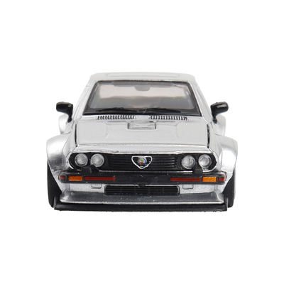 1986年阿尔法罗密欧GTV6汽车模型