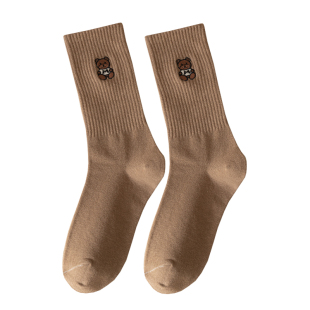 秋冬季刺绣小熊款女袜子运动袜纯棉中筒卡通动漫中统百搭少女棉袜