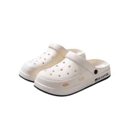 桃印2024新款踩屎感洞洞鞋