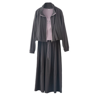 灰色外套吊带a字半身裙女2026早春新款超火减龄休闲运动三件套装