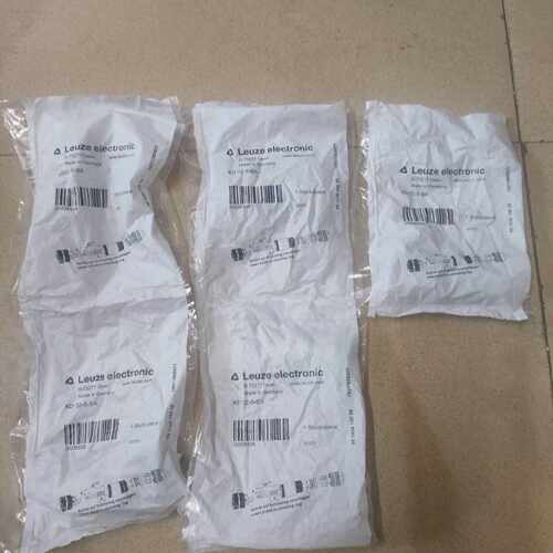 全新原装Leuze KD 02-5-BA接头，德国货，工业用