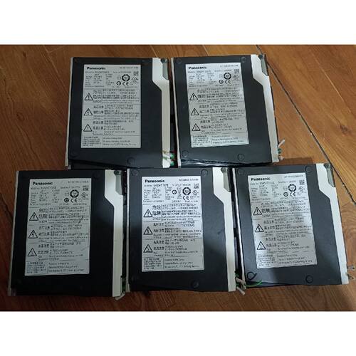 议价二手拆机伺服100W，配件齐全。驱动型号：MADKT15
