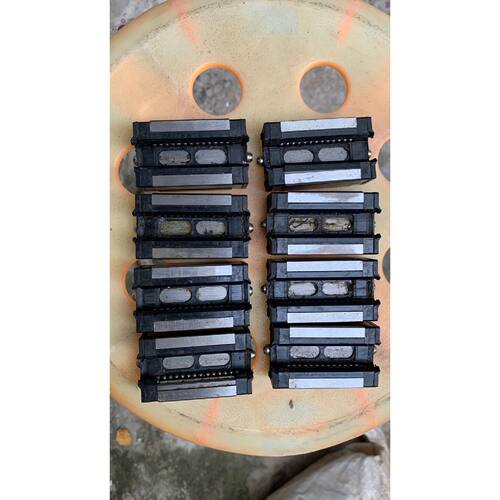 〔议价-接维修〕台湾A滑块 BRS15B 图5那个少了一边的胶条 滑珠