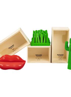 Gufram仙人掌红唇草丛装饰品摆件