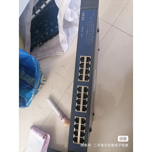 溢价-S1024以太网交换机3台24口百兆成色如图的