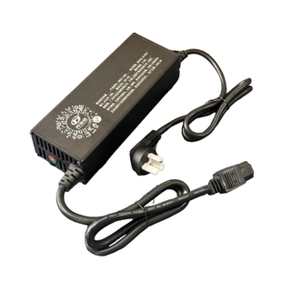 1800W电动车充电器丹宝尼可蓝牙调节专业新能源锂电池充电器