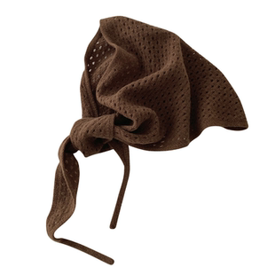 高级感纯色镂空软糯针织三角巾披肩女秋冬保暖叠穿护颈羊毛小围巾