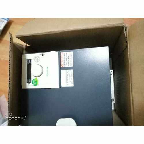 议价施耐德变频器ATV312HU55N4全新原装现货三相5.5KW简易机械
