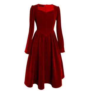 秋冬丝绒红色气质法式高级感订婚年会礼服连衣裙减龄显白长袖裙子