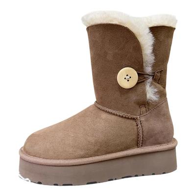 东北零下冬季雪地靴羊皮毛一体