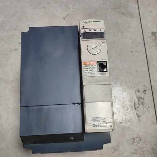 议价施耐德变频器ATV32HU55N45.5kW3805维修