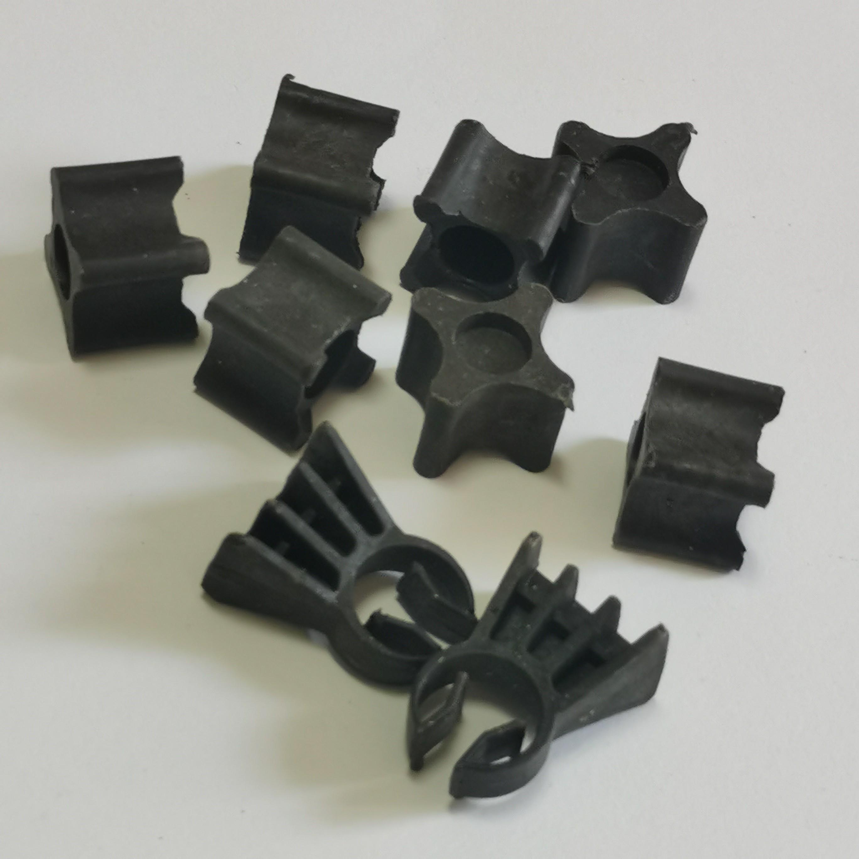 钢筋塑料保护层垫块构件厂固定卡扣1.5带夹梁上平垫马镫四柱垫块