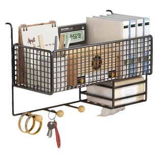 办公室收纳置物架工位整理神器桌面好物挂篮壁挂式纸巾盒铁艺挂架