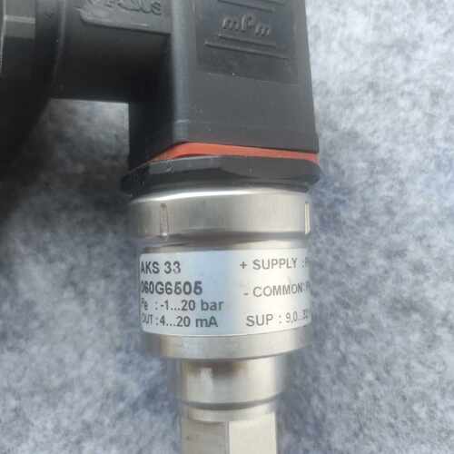询丹佛斯压力传感器AKS33 060G6505 -120ba