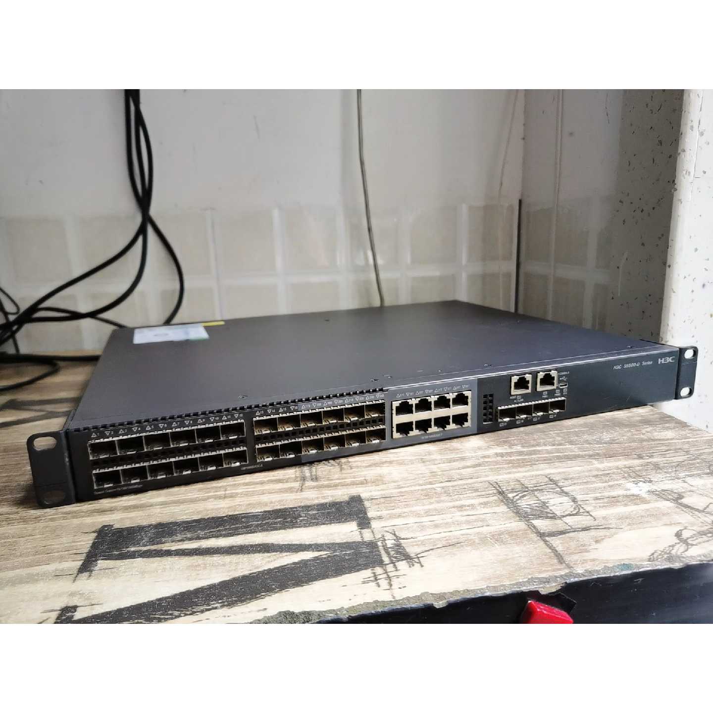 【议价-可维修】  5528F-E1-D 24口万兆光纤交换机 24 /均有货 /