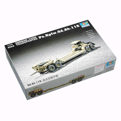 小号手坦克平板车拼装模型