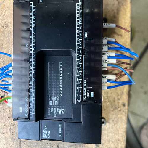 【询价】  PLC CP1E-E40SDR-A 一台适用
